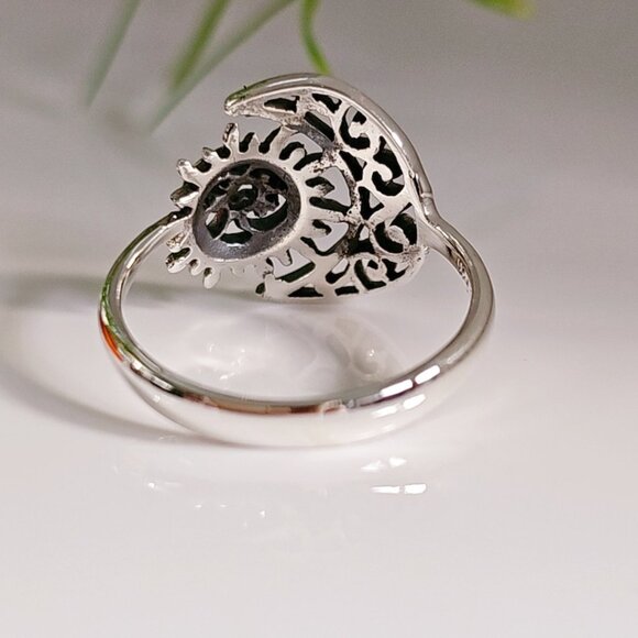 Women's 925 Sterling Silver Moon and Sun Ring Bohemian Crescent Moon Ring - Picture 4 of 10